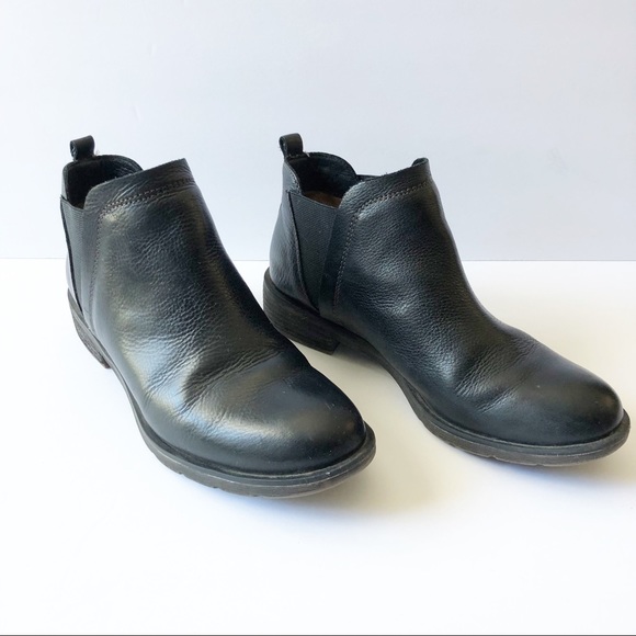 Sofft Bryanne Leather Chelsea Boot 